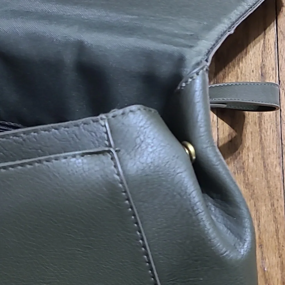 Universal Thread‎ Olive Green Backpack